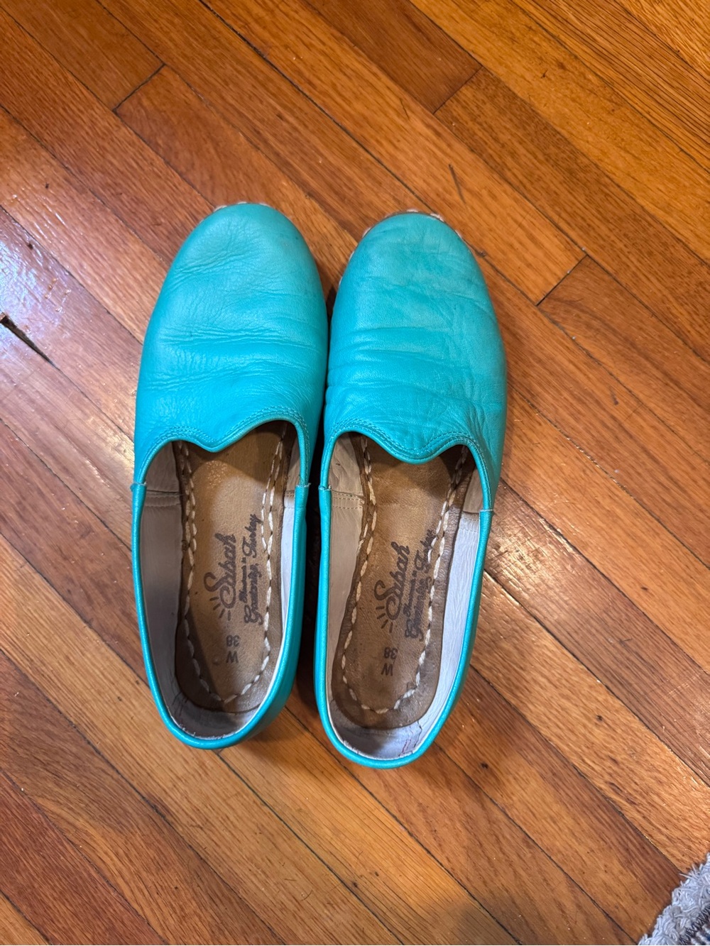 Sabah Leather Slip-On Flats